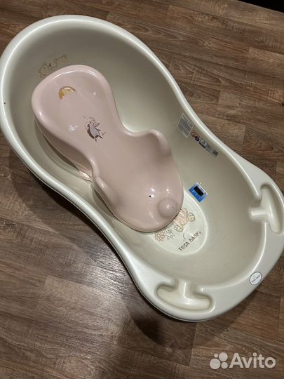 Ванночка для купания с горкой и термометром