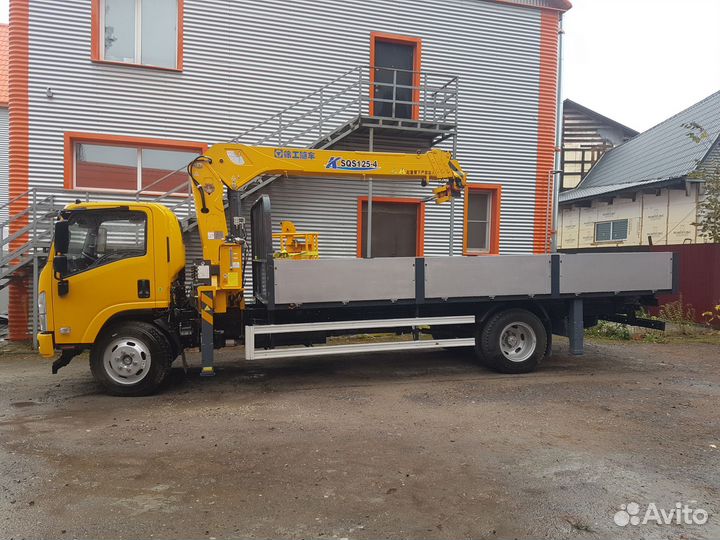 Isuzu Elf с КМУ, 2024