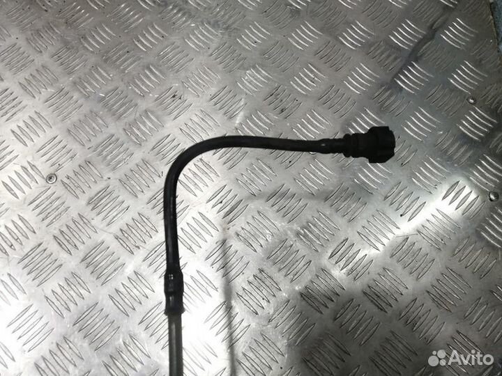 Топливная магистраль Ниссан Альмера Н16