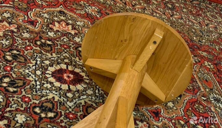 Стулья