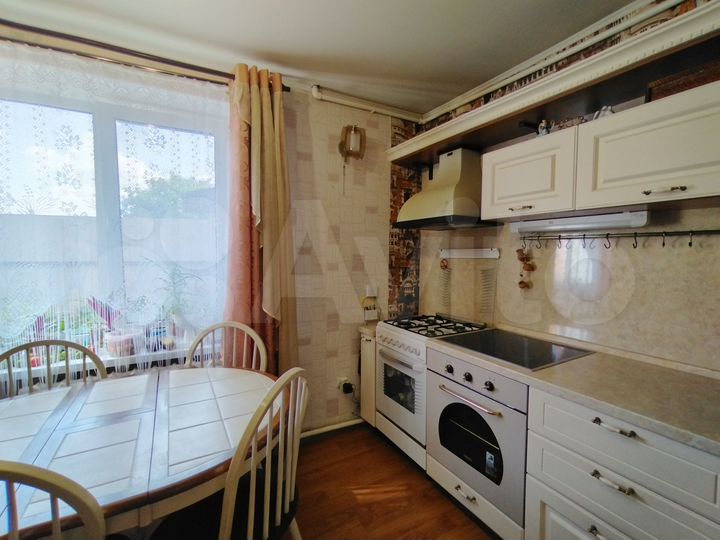 Дом 167,3 м² на участке 13,3 сот.