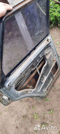 Дверь на ваз 21099