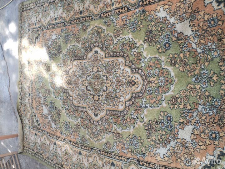 Ковер бу шерстяной