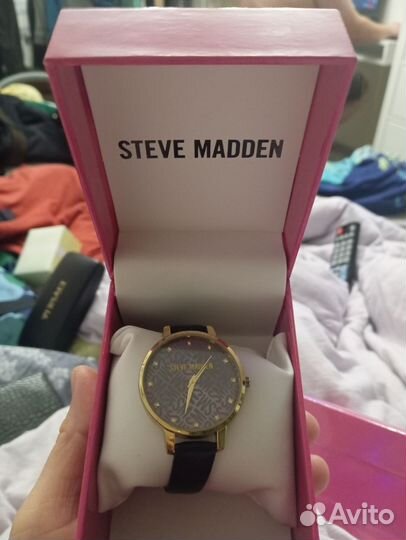 Наручные часы женские Steve Madden