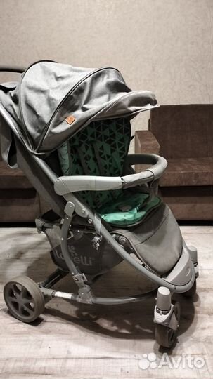 Прогулочная коляска