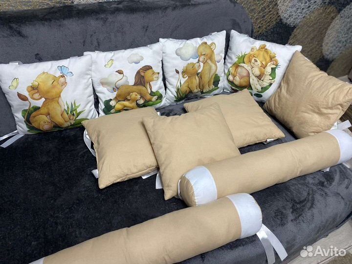 Бортики в кроватку.Новые.Доставка