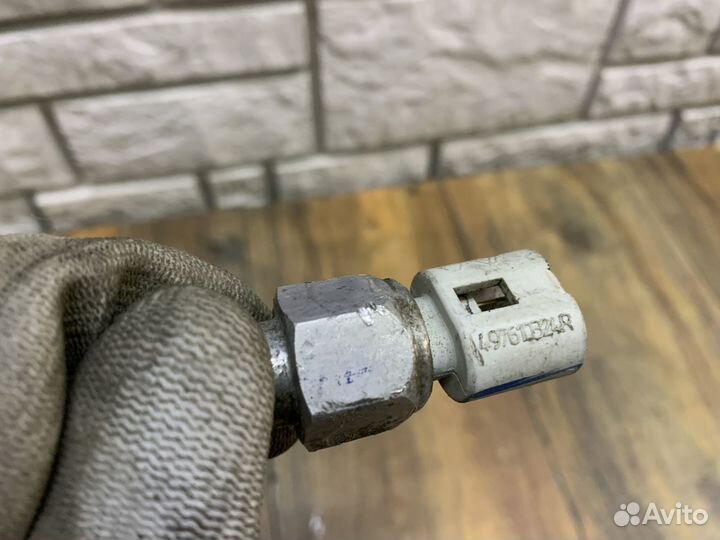 Nissan almera (G15) Датчик давления масла