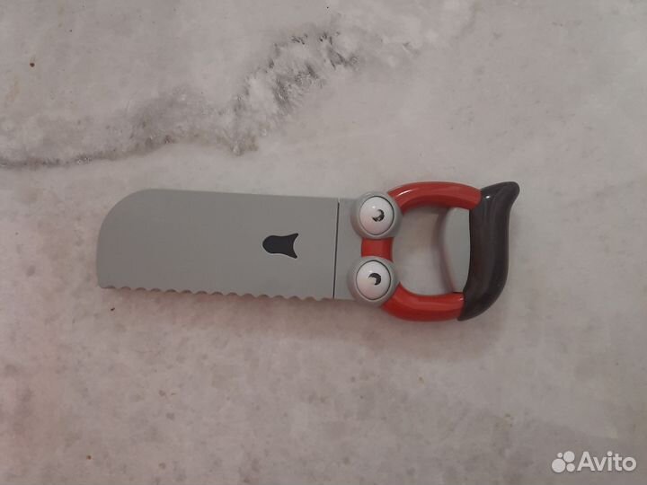 Игрушка пила