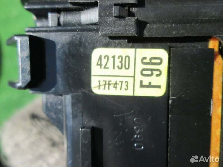 Гитара левая Toyota Prius ZVW30 2ZR-FXE 2009/10