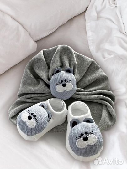 Комплект шапочка и носочки