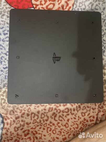 Sony PS4 slim