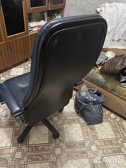 Компьютерное кресло