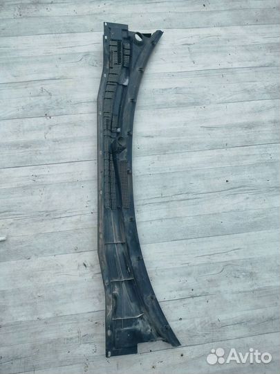 Жабо Mitsubishi Outlander, I 2004