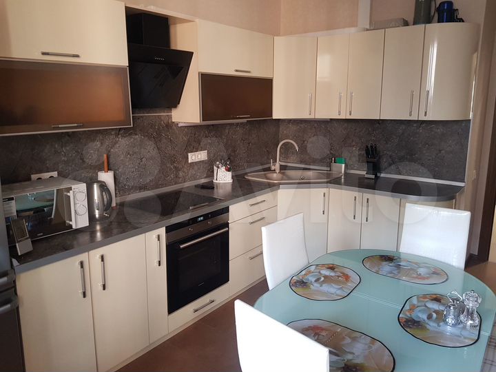 2-к. квартира, 64,3 м², 9/25 эт.