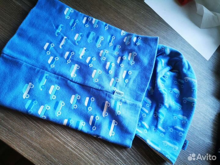 Демисезонный комплект шапка и снуд