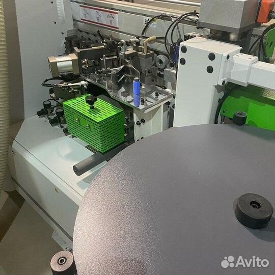 Кромкооблицовочный станок WT EdgeMatic 400 PRO