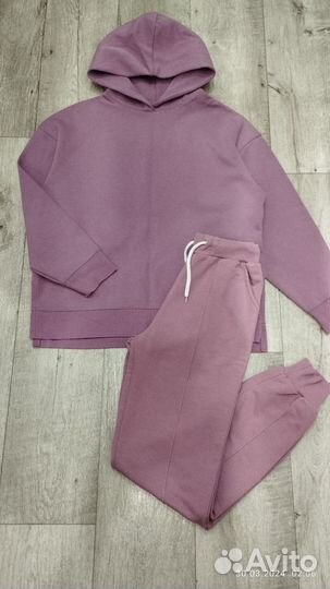 Костюм спортивный женский