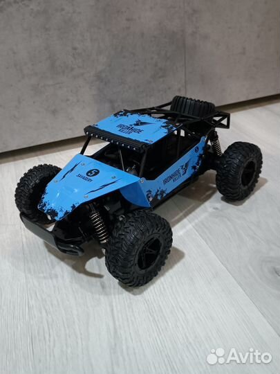 Багги на радиоуправлении