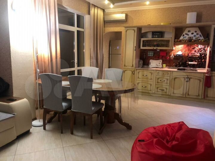 2-к. квартира, 120 м², 2/3 эт.