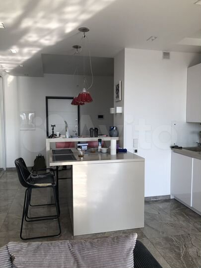 2-к. квартира, 81,2 м², 14/18 эт.