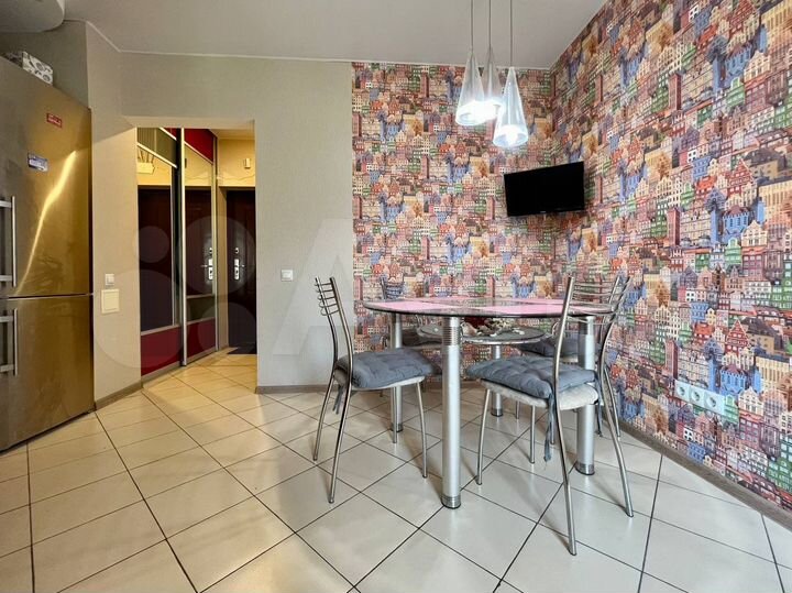 2-к. квартира, 65 м², 2/9 эт.