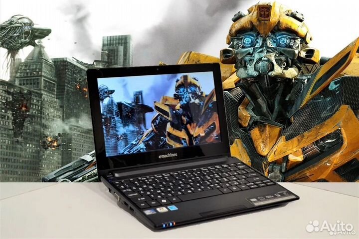 Нетбук eMachines / Кино / Интернет