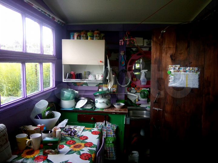 Дача 20 м² на участке 8 сот.