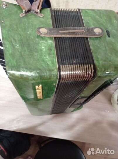 Аккордеон Заря 2