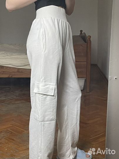 Белые штаны