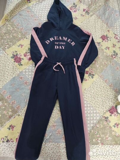 Спортивный костюм для девочки 140