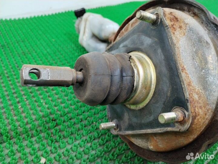 Вакуумный усилитель тормозов Лада 2107 1 2000