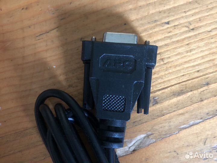 AP940-0625A, кабель связи с ибп DB9/RJ45