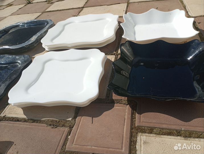 Наборы тарелок