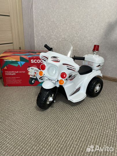 Детский электрический скутер