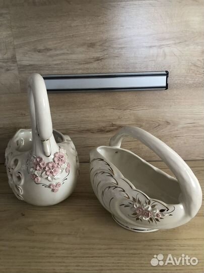 Лебеди фарфор