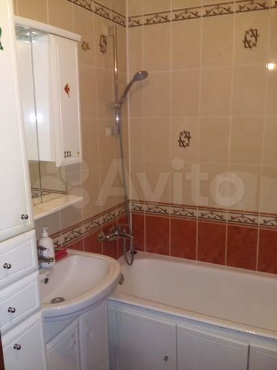 3-к. квартира, 109,8 м², 1/12 эт.