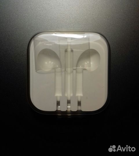 Футляр для наушников от iPhone 5s