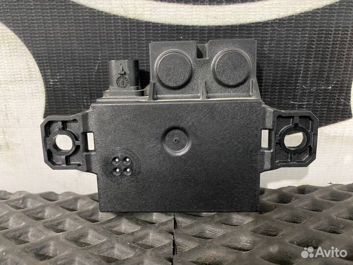 Блок управления аккумулятором Mercedes-Benz