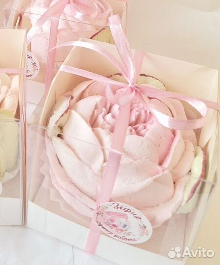 Сладкий подарок