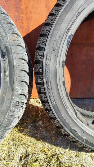 Hankook Winter I'Pike 215/45 R17