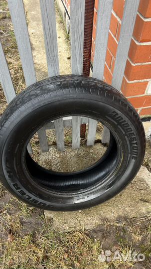 Bridgestone Dueler H/T 687 225/65 R17