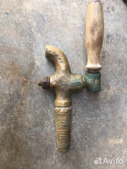 Кран бочковой латунный