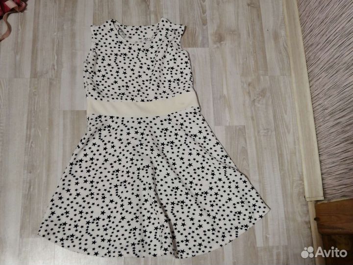 Платье на девочку 8-9