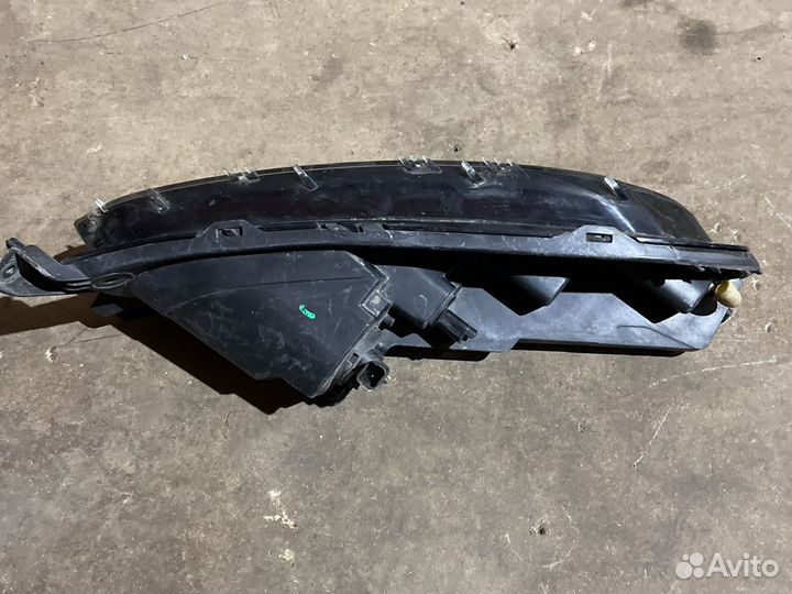 Передний левый ходовой огонь Citroen C3 Aircross