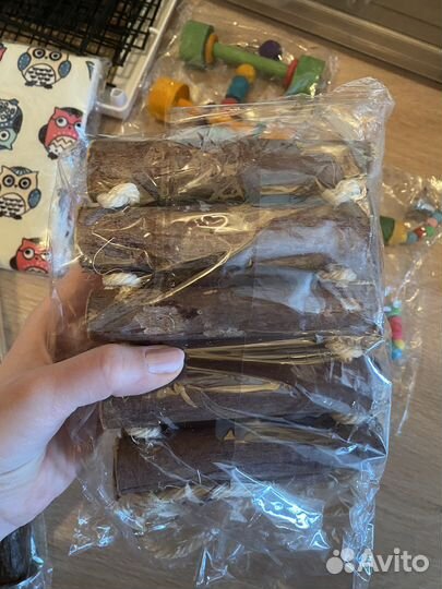 Игрушки для попугая