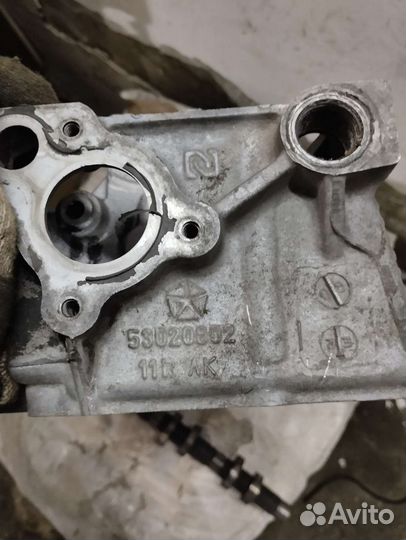 Мотор 4.7 grand Чероки в разборе