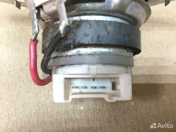 Динамик Toyota Camry 40