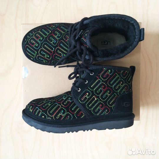 Новые ботинки UGG Neumel II Graphic Stitch 36