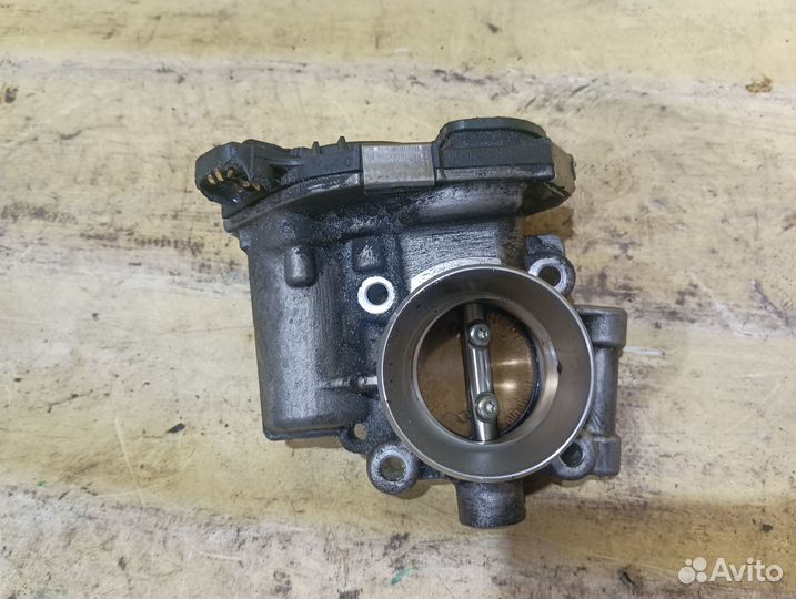 Заслонка дроссельная Opel Astra J 2010-2017
