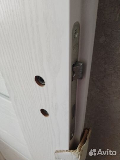 Дверь межкомнатная с коробкой новые